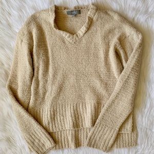 ✨ALL ITEMS $5✨ Marled Cream Fleece Sweater
